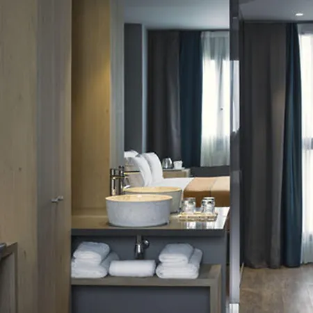 Yurbban Trafalgar Hotel Barcelona