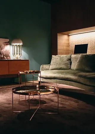 Yurbban Trafalgar Hotel