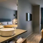 Uma House By Yurbban Trafalgar Hotel Barcelona