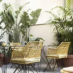 Uma House By Yurbban Trafalgar