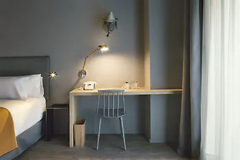 Hotel Uma House By Yurbban Trafalgar Barcelona