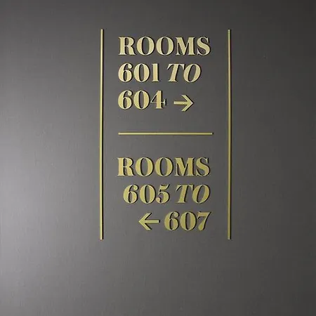 Yurbban Trafalgar Hotell